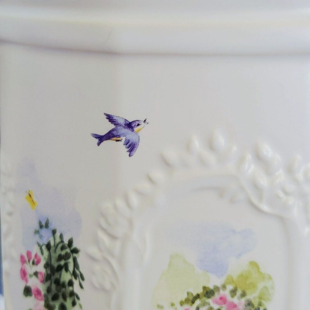 Vintage Pfaltzgraff Cape May Pitcher Sculptured Shabby Chic Floral Garden USA - Picture 8 of 16
